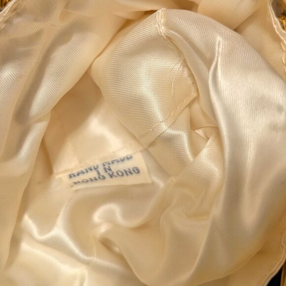 Fancy Vintage White Satin Sequins + Pearls Formal Purse Unique Closure - Picture 4 of 4